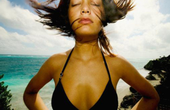 Шесть упражнений для красивой груди